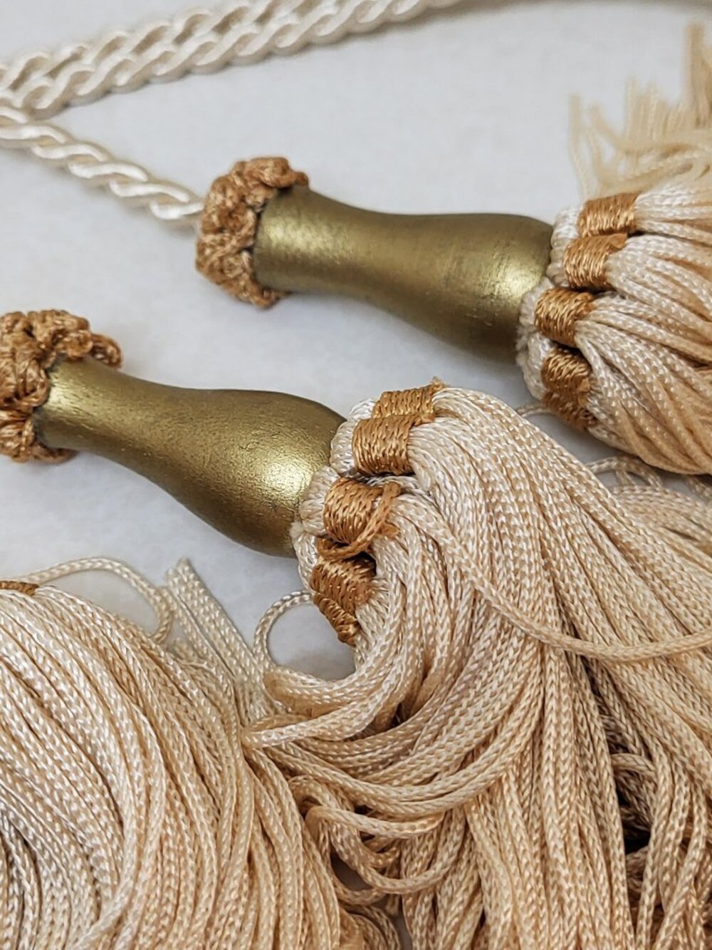 Vtg Silk Tassel Tiebacks Pair 5" Curtains French Style Ivory Cord Gold Wood USA